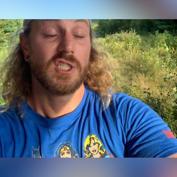 Meet your Posher, Mark - Picture 1 of 2